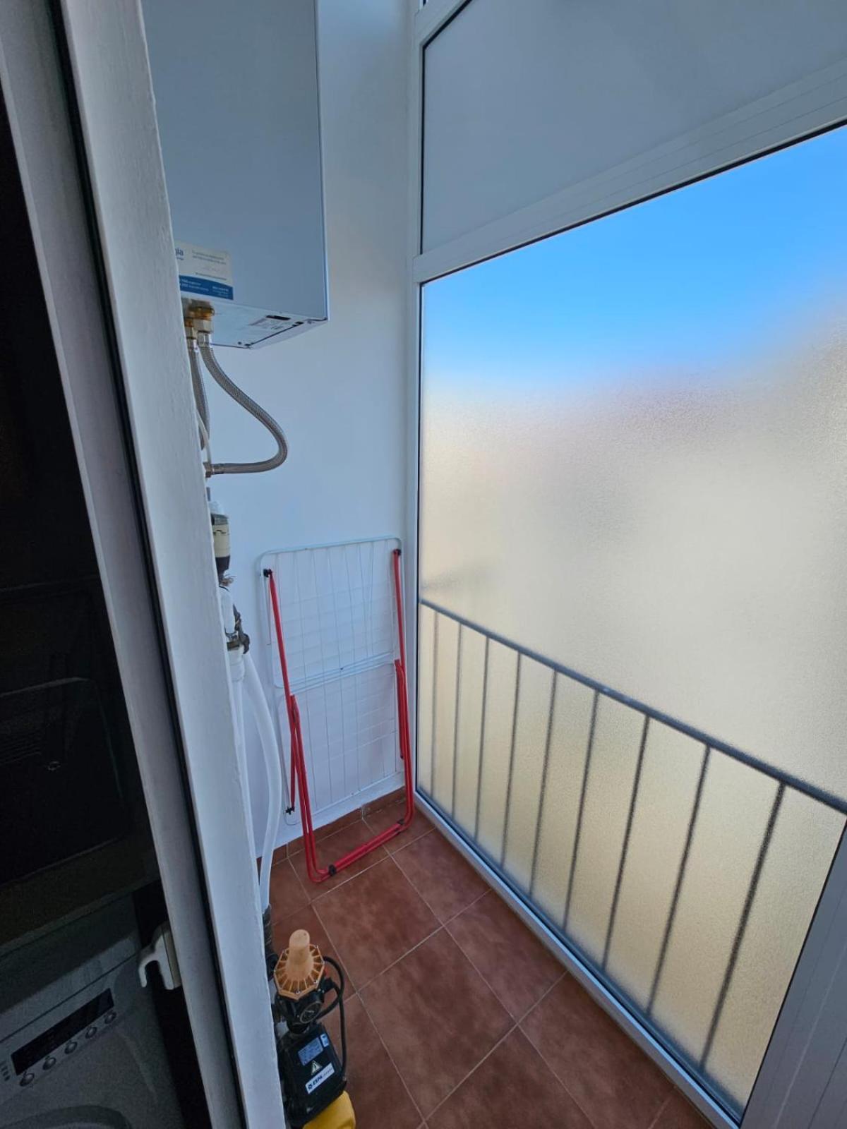 Apartamentos Turia Valencia Bagian luar foto